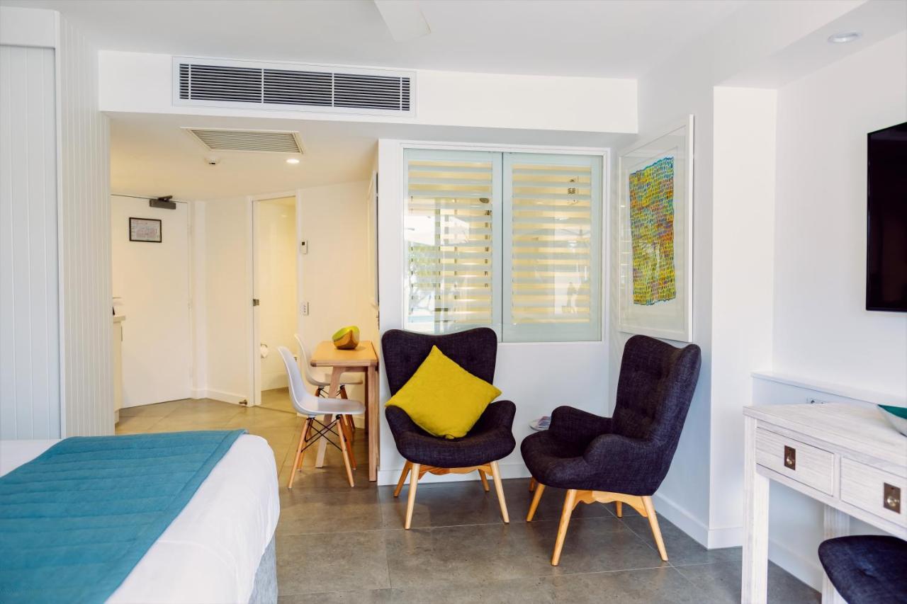 Netanya Noosa Beachfront Resort Exteriör bild
