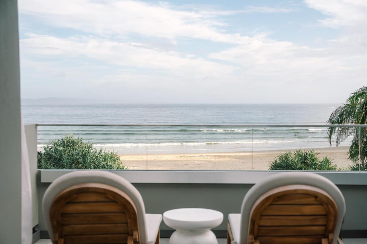Netanya Noosa Beachfront Resort Exteriör bild