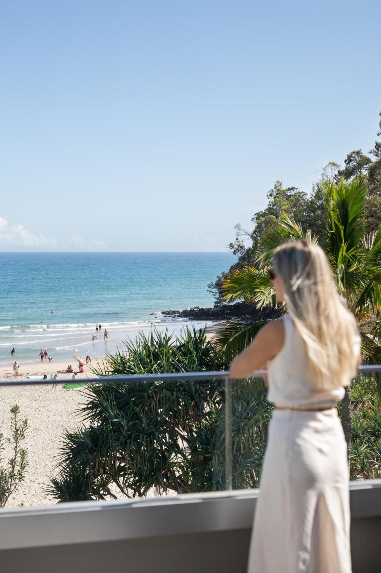 Netanya Noosa Beachfront Resort Exteriör bild